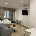 Cloe Apartment Split